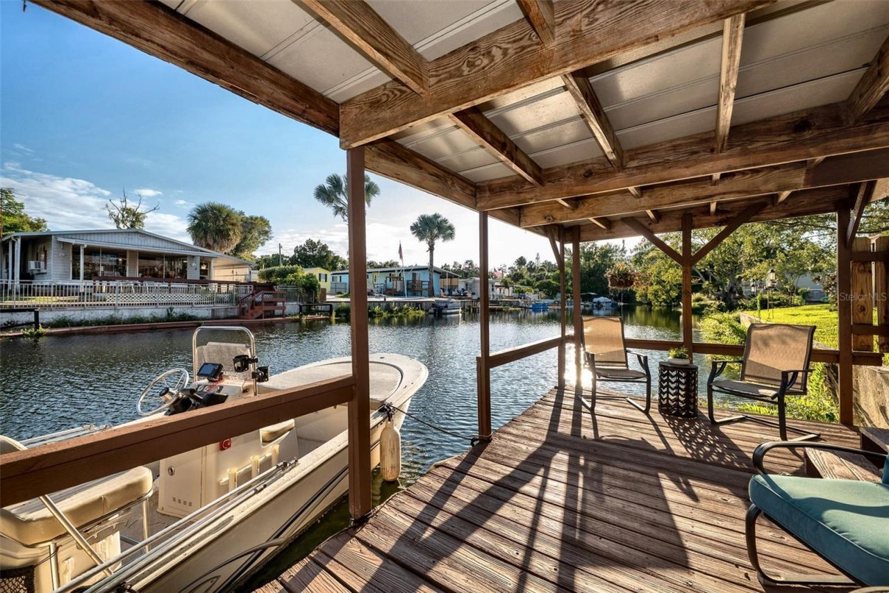 7247 Arbordale Drive, Weeki Wachee, FL 34607 Photo