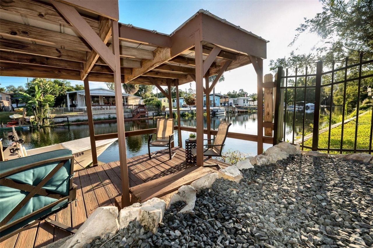 7247 Arbordale Drive, Weeki Wachee, FL 34607 Photo