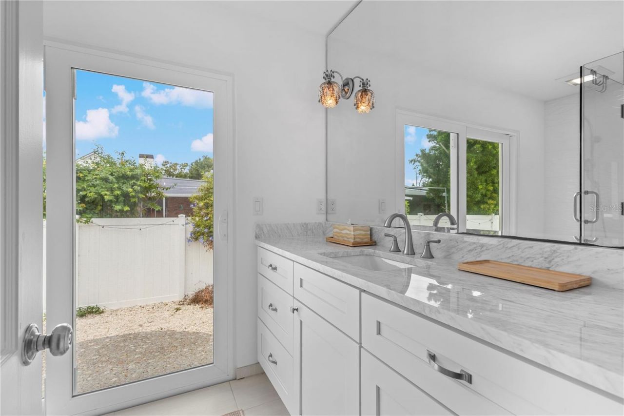 5030 18th Avenue W, Bradenton, FL 34209 Photo