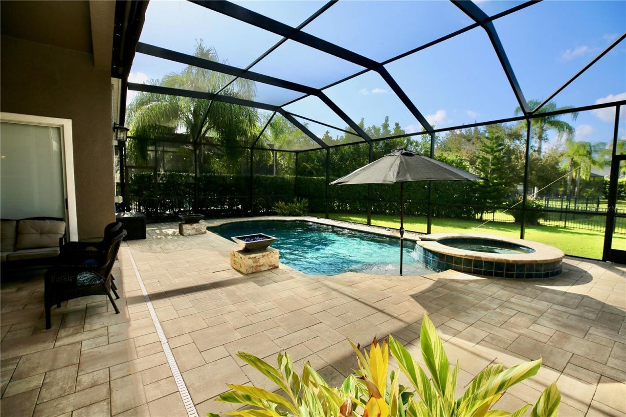 14824 Tudor Chase Drive, Tampa, FL 33626 Photo
