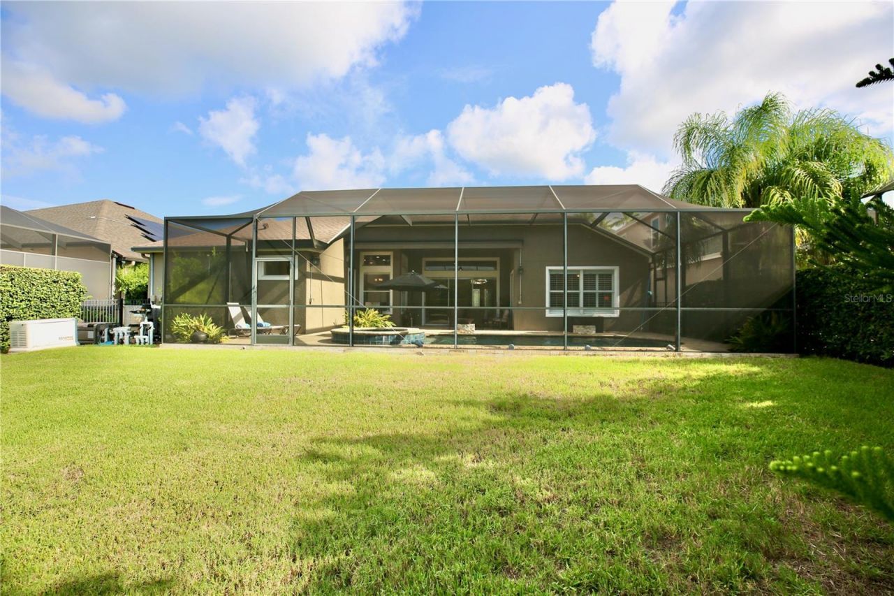 14824 Tudor Chase Drive, Tampa, FL 33626 Photo