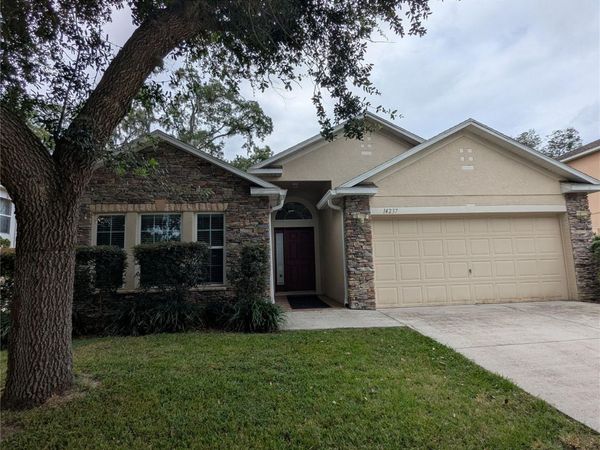 14237 NW 159TH PLACE , ALACHUA, FL 32615