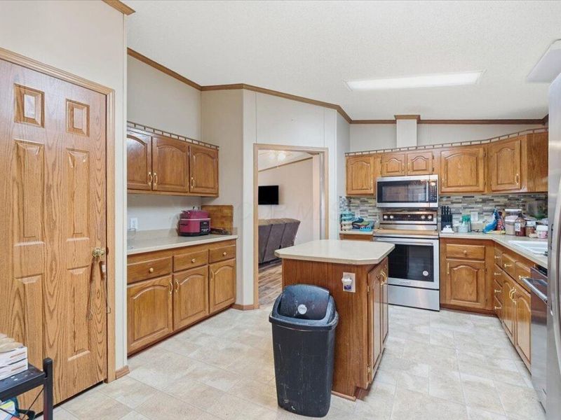 4639 Devore Road, Mount Vernon, OH 43050 Photo 12