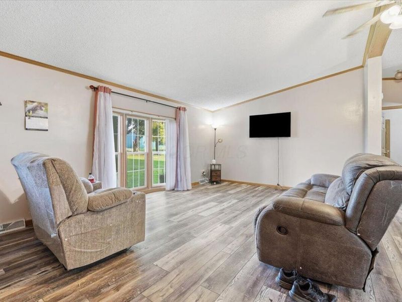 4639 Devore Road, Mount Vernon, OH 43050 Photo 4