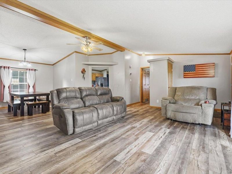 4639 Devore Road, Mount Vernon, OH 43050 Photo 5