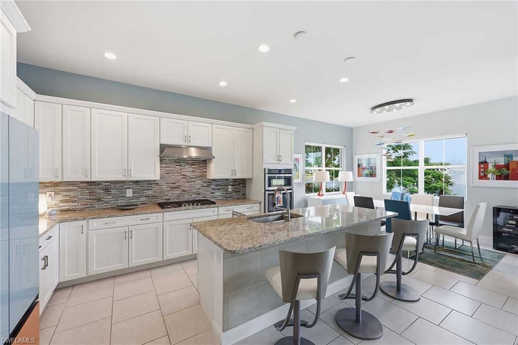 8936 Saint Lucia Dr, Unit 101, Naples, FL 34114 Photo