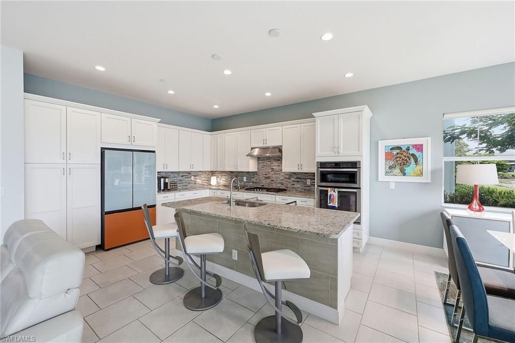 8936 Saint Lucia Dr, Unit 101, Naples, FL 34114 Photo