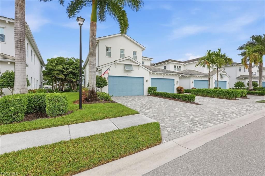 8936 Saint Lucia Dr, Unit 101, Naples, FL 34114 Photo