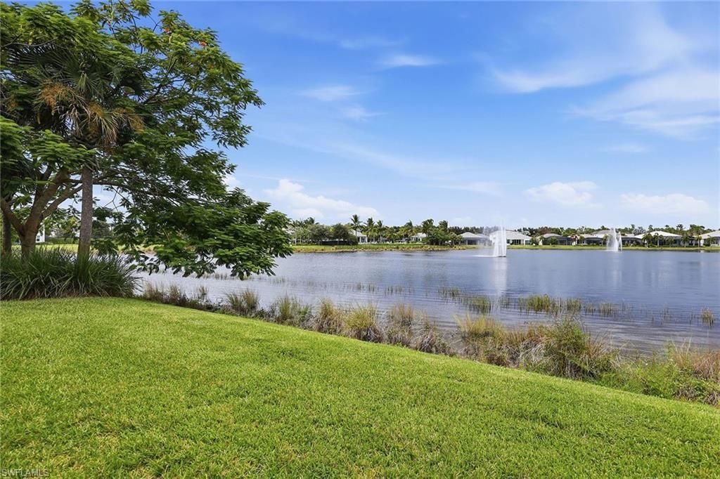8936 Saint Lucia Dr, Unit 101, Naples, FL 34114 Photo