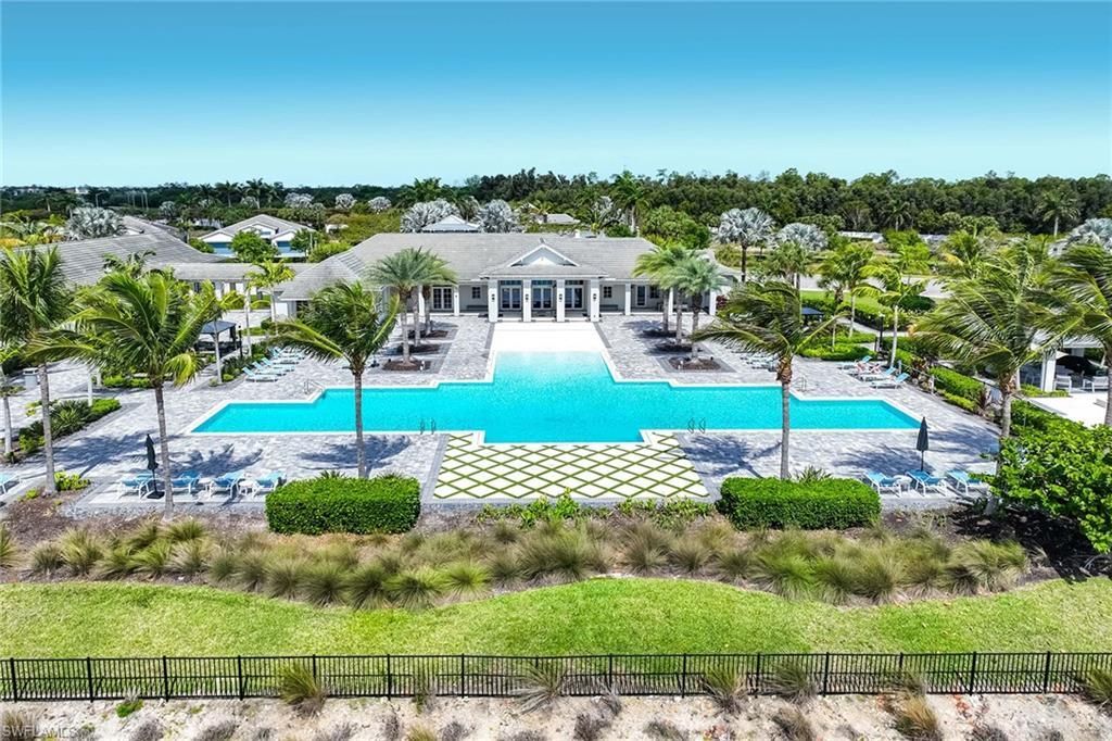 8936 Saint Lucia Dr, Unit 101, Naples, FL 34114 Photo