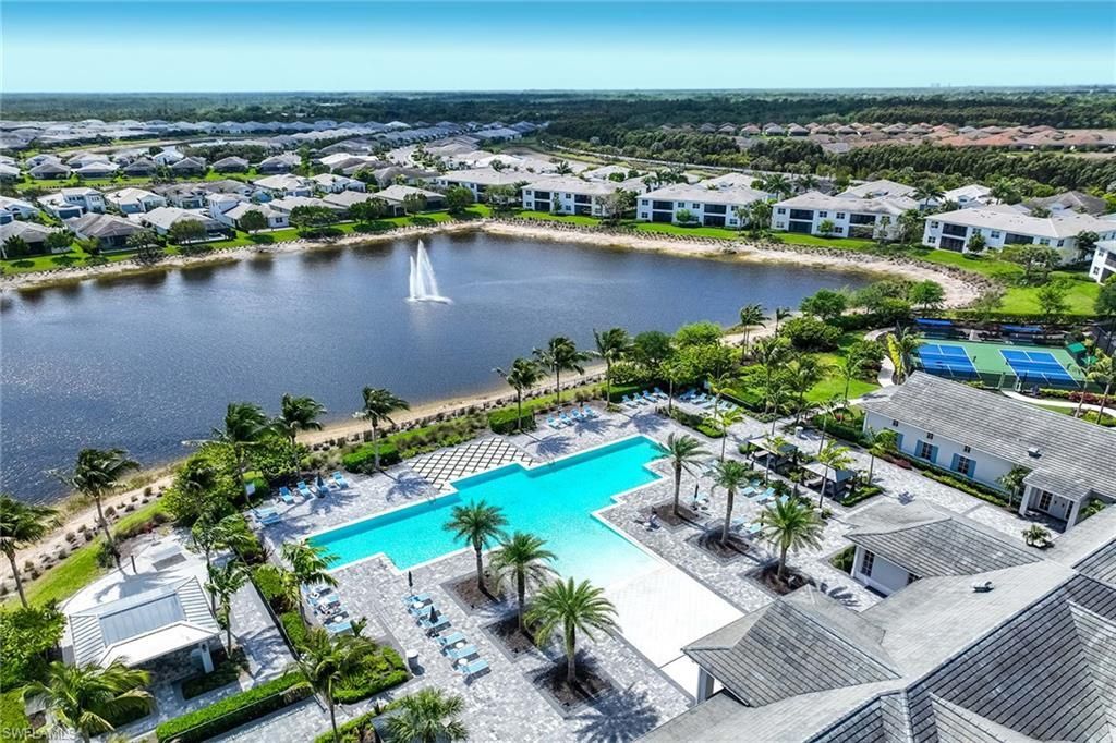 8936 Saint Lucia Dr, Unit 101, Naples, FL 34114 Photo