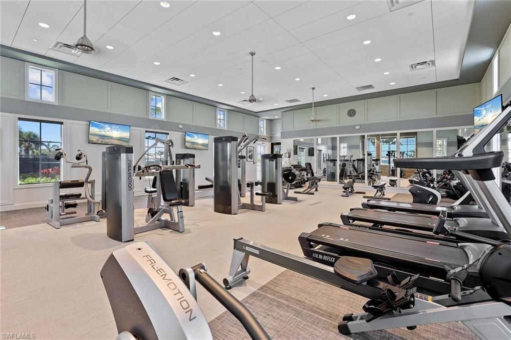 8936 Saint Lucia Dr, Unit 101, Naples, FL 34114 Photo