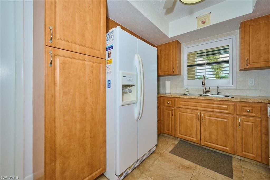 4515 Country Club Blvd, Unit 205, Cape Coral, FL 33904 Photo