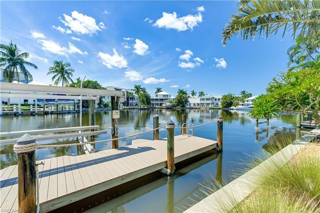 1503 Angel Dr , Sanibel, FL 33957 Photo