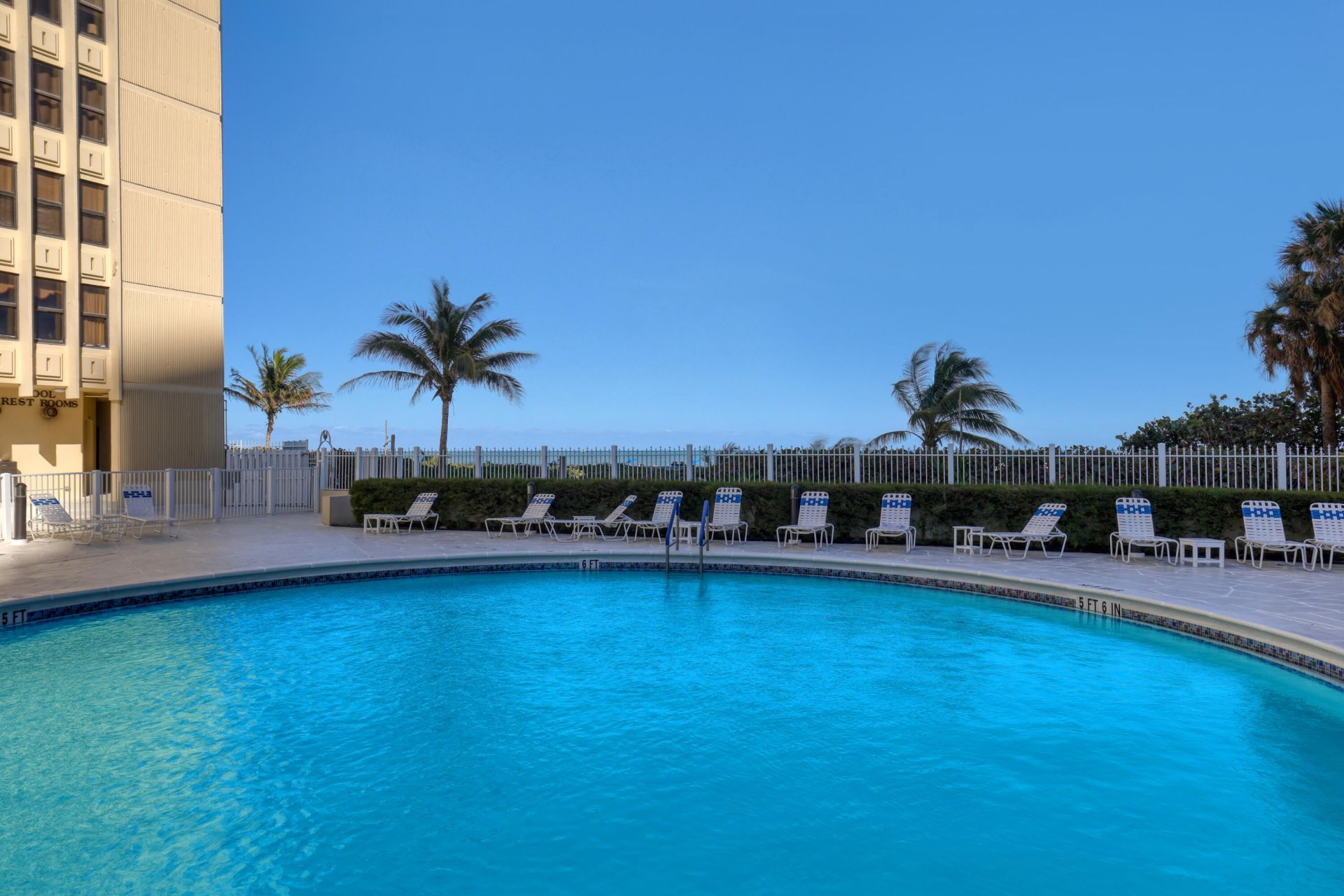 2800 N Ocean Drive, Unit B-17C, Singer Island, FL 33404 Photo