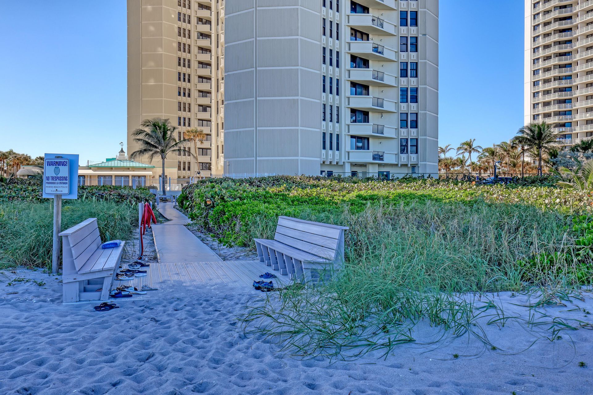 2800 N Ocean Drive, Unit B-17C, Singer Island, FL 33404 Photo
