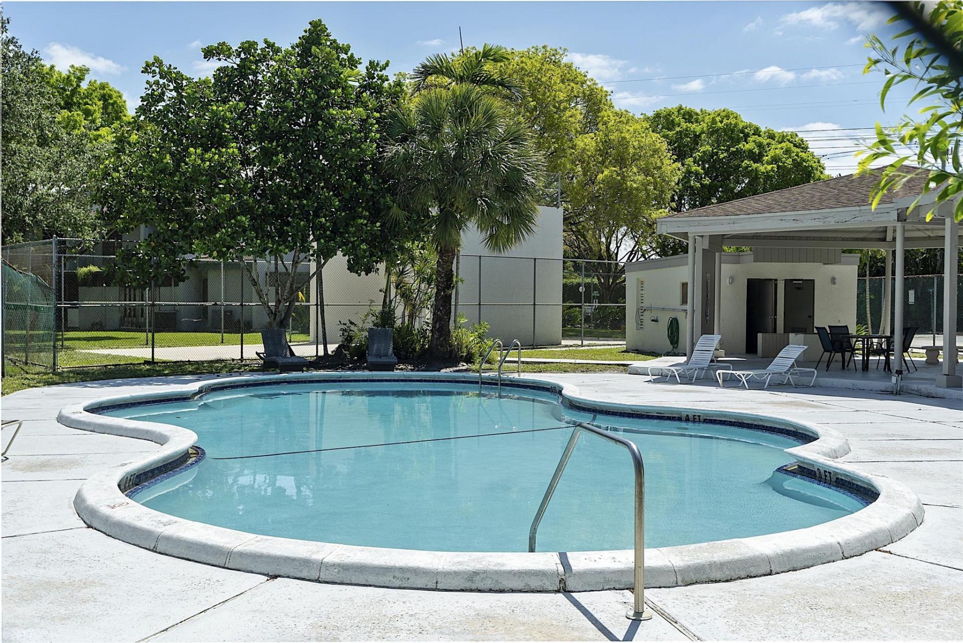 1177 NW 98th Terrace, Unit 132, Pembroke Pines, FL 33024 Photo