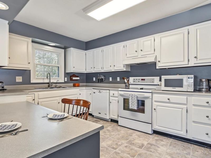 718 David Drive, Oxford, OH 45056 Photo 7