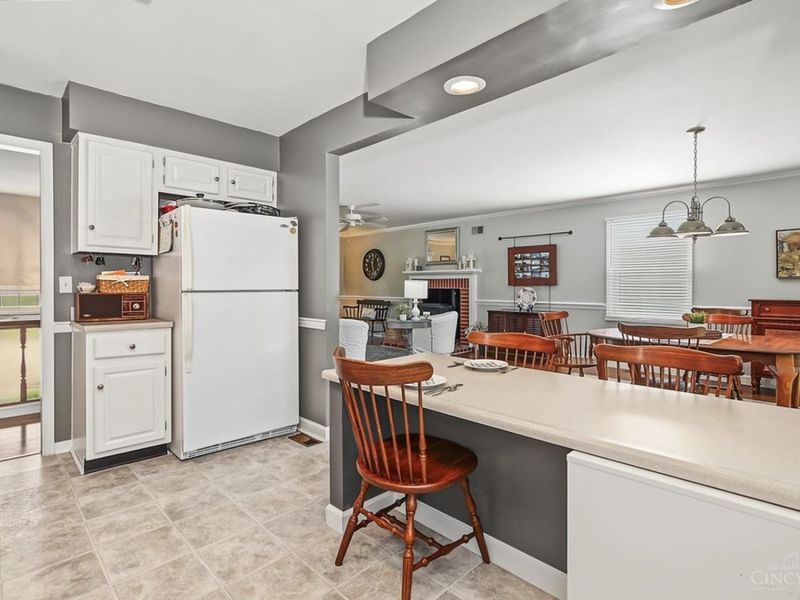 718 David Drive, Oxford, OH 45056 Photo 8