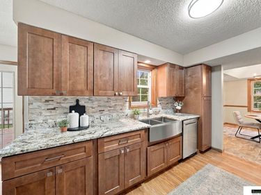 3649 S 78th Street, Lincoln, NE 68506