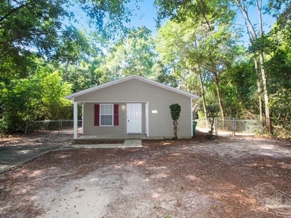 4121 Woodfin Cir, Pace, FL 32571