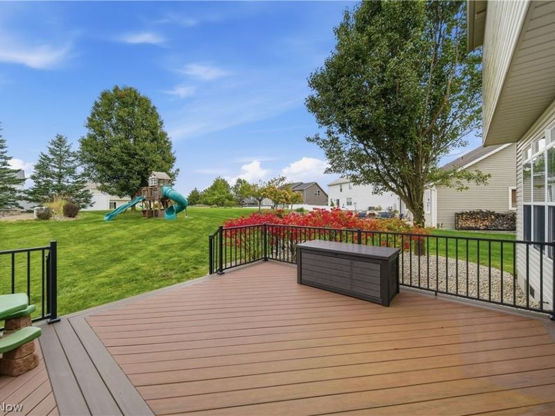 11075 Trenton Road NW, Uniontown, OH 44685 Photo 33