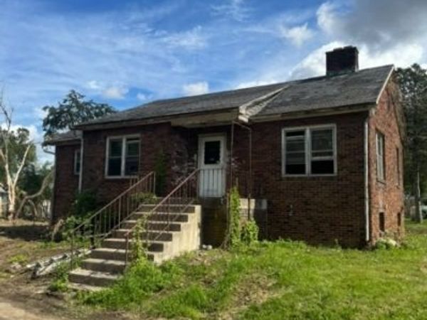 1401 Chestnut St, Pohatcong, NJ 08865
