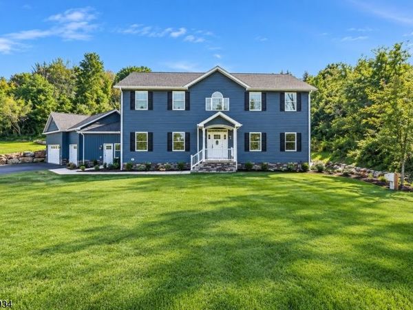 111 Beaver Run Rd, Hardyston, NJ 07419