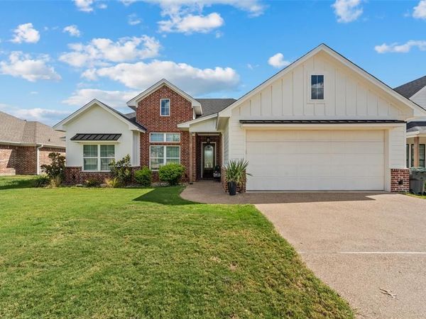 10413 Fallen Leaf Drive , Waco, TX 76712