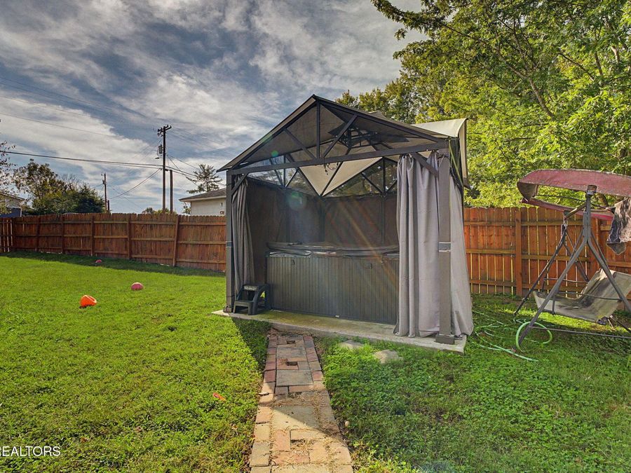 Property Image 28