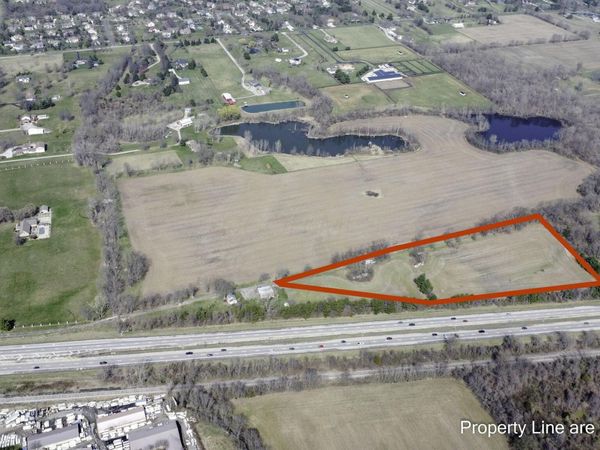 7010 Pickerington Road NW, Unit 7010, Canal Winchester, OH 43110
