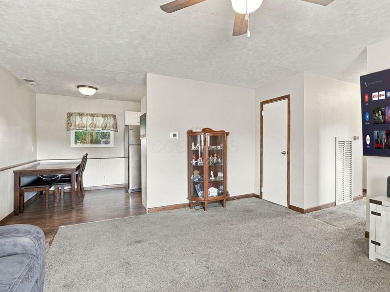 420 Avon Drive , Circleville, OH 43113 Photo 8