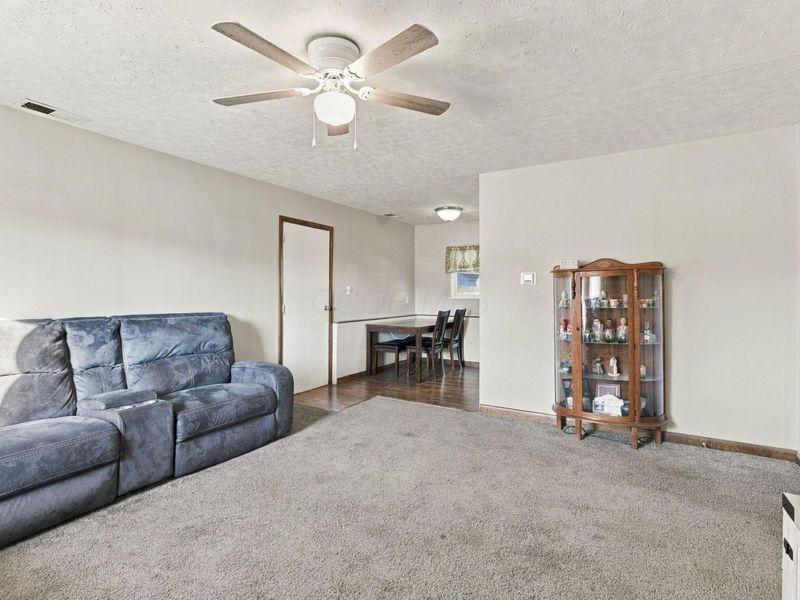 420 Avon Drive , Circleville, OH 43113 Photo 9