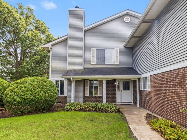 7615 Bristol Court , Unit B, Woodridge, IL 60517