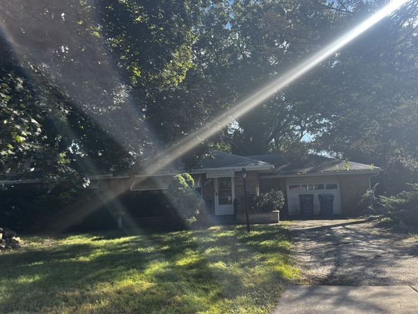 1949 Hickory Street , Waukegan, IL 60087