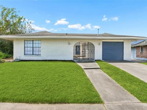 4510 READ Boulevard, New Orleans, LA 70127