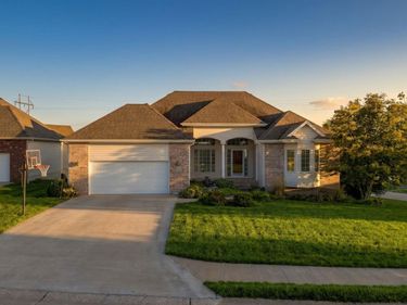 165 Eagle View Drive, Ashland, NE 68003