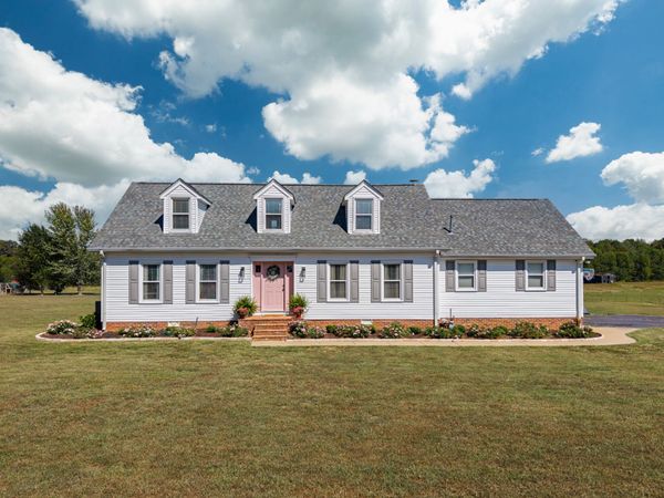 22 Jeans Rd , Fayetteville, TN 37334
