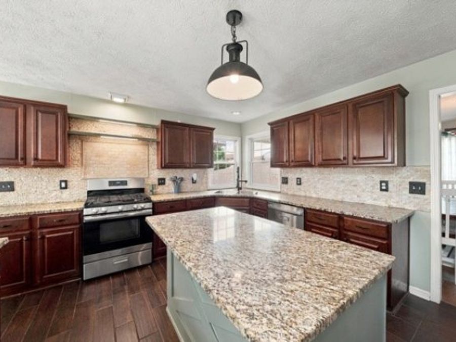 Property Image 9