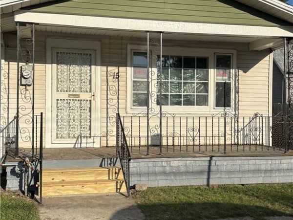 15 Schmarbeck Avenue, Buffalo, NY 14212