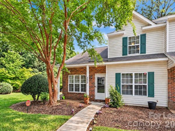 5845 Cougar Lane , Charlotte, NC 28269