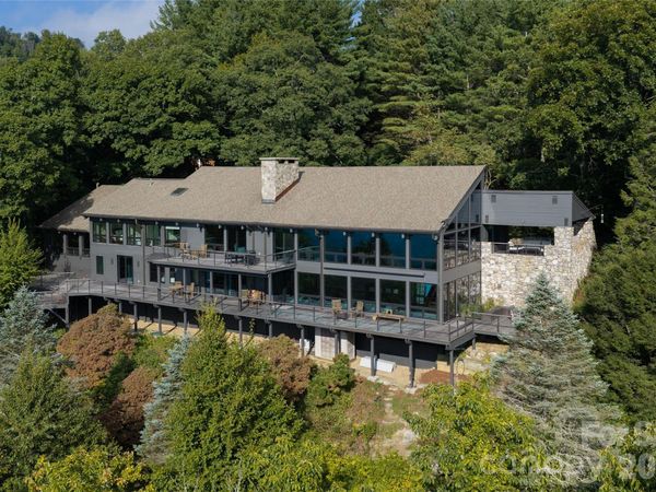 28 Peach Knob Drive, Asheville, NC 28804