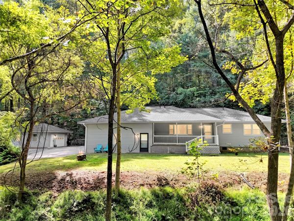 250 Camp Creek Road , Whittier, NC 28789