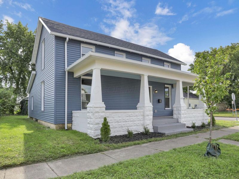 430 S Pickaway Street , Circleville, OH 43113 Photo 3