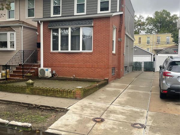 7736 76th Street , Glendale, NY 11385