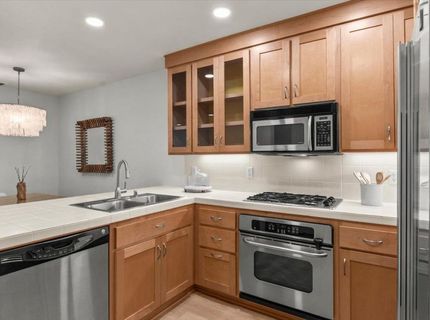 11295 Stanford Court Ln #902, Unit 902, Gold River, CA 95670 Photo