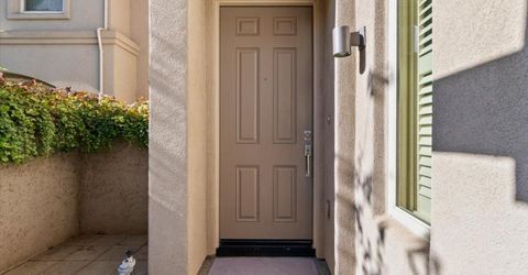 11295 Stanford Court Ln #902, Unit 902, Gold River, CA 95670 Photo