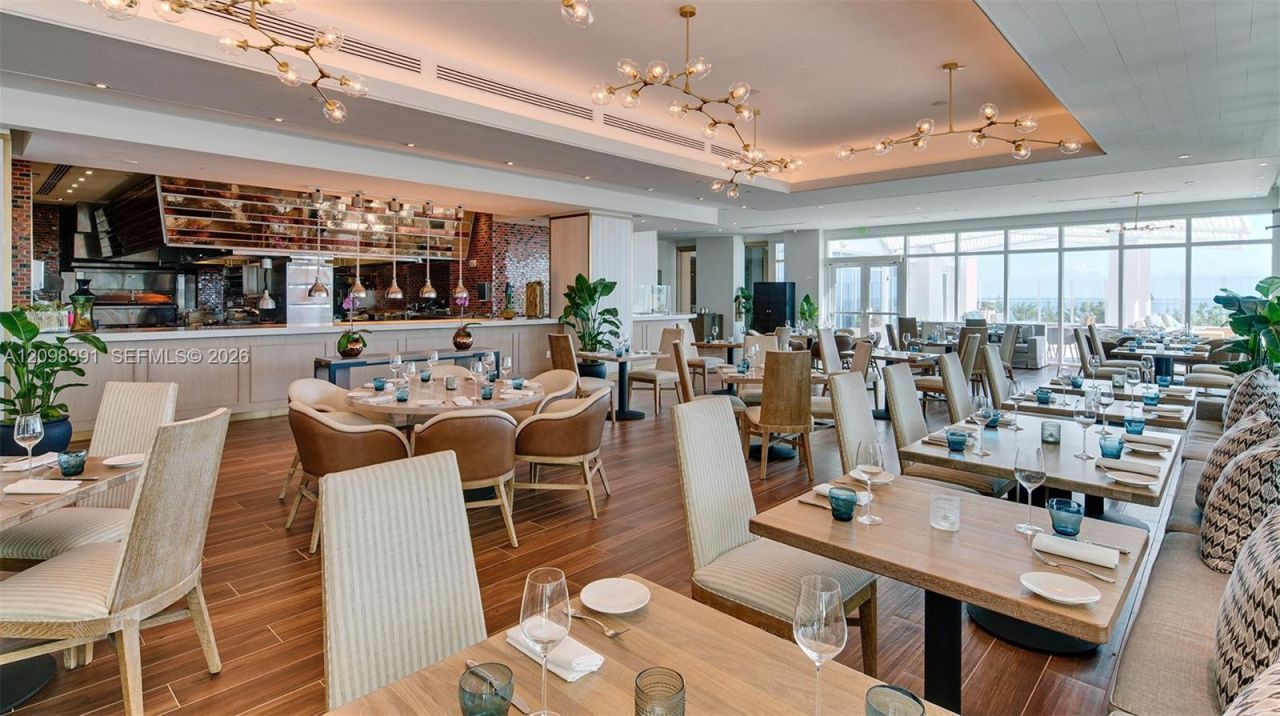 6801 Collins Ave, Unit 811, Miami Beach, FL 33141 Photo