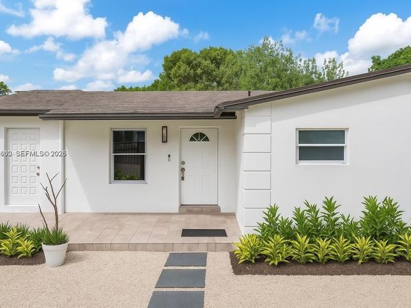 341 NW 43rd St , Miami, FL 33127