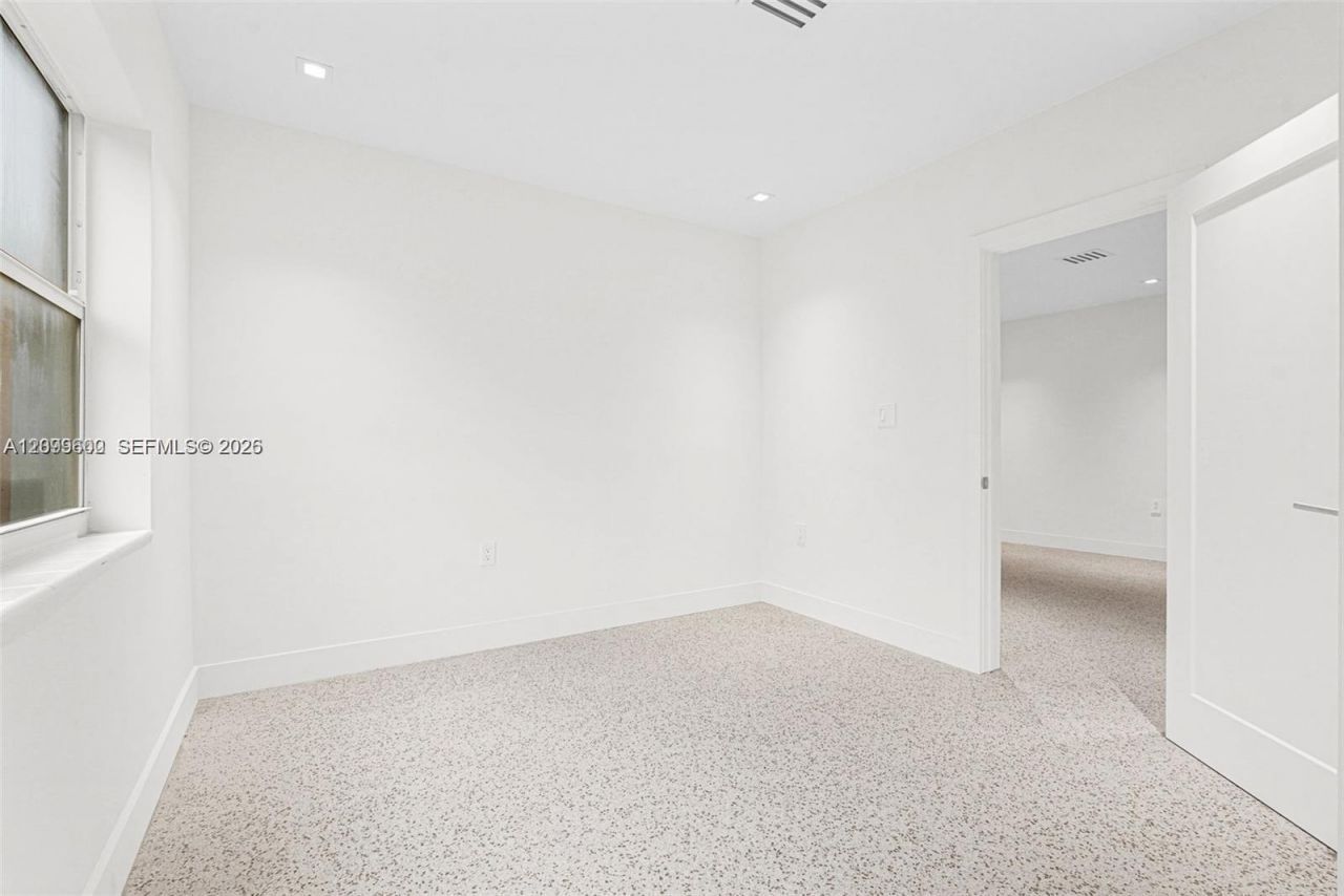 341 NW 43rd St , Miami, FL 33127 Photo